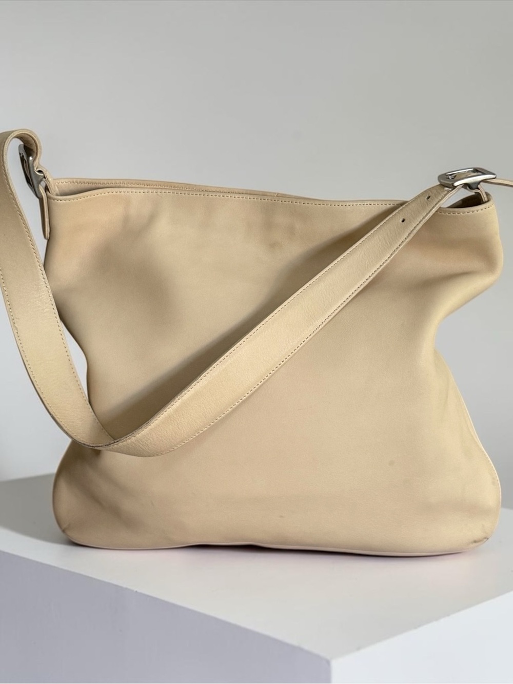 Coach Vintage Legacy Beige Soft Yellow Leather Shoulder Hobo Bag!